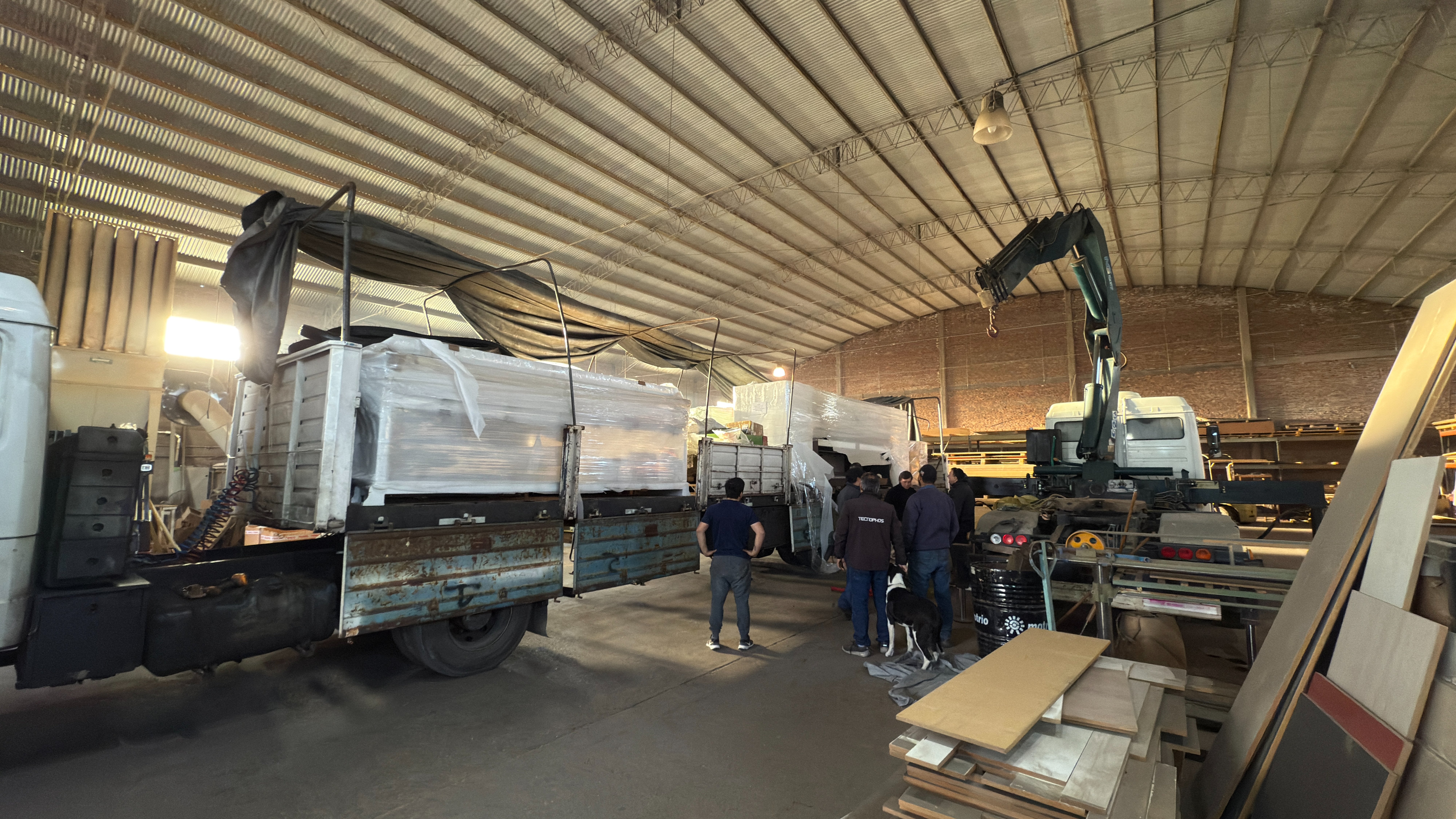 Maquinaria para carpintería — recepción en destino